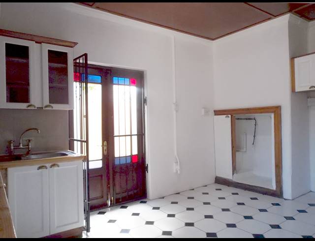 4 bed property to rent in OBSERVATORY